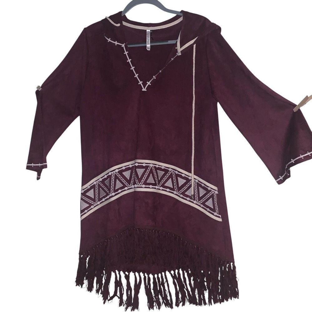 Monoreno Women's Faux Suede Hooded Long Top Burgundy M Embroidered Fringed EUC